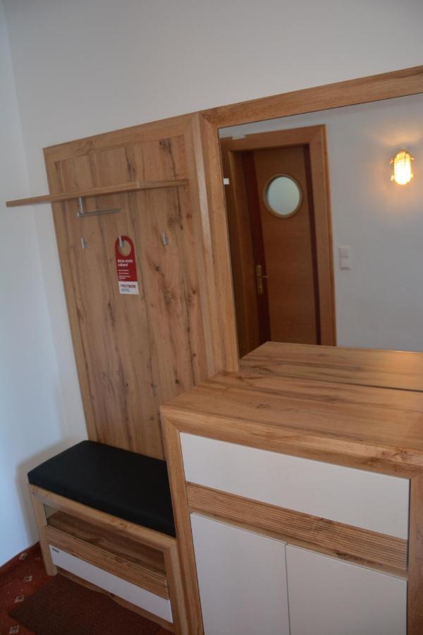 Hotel-Restaurant "Veldener Traumschiff" Direkt Am See In 2Min Im Zentrum Фельден-ам-Вёртер-Зе Экстерьер фото